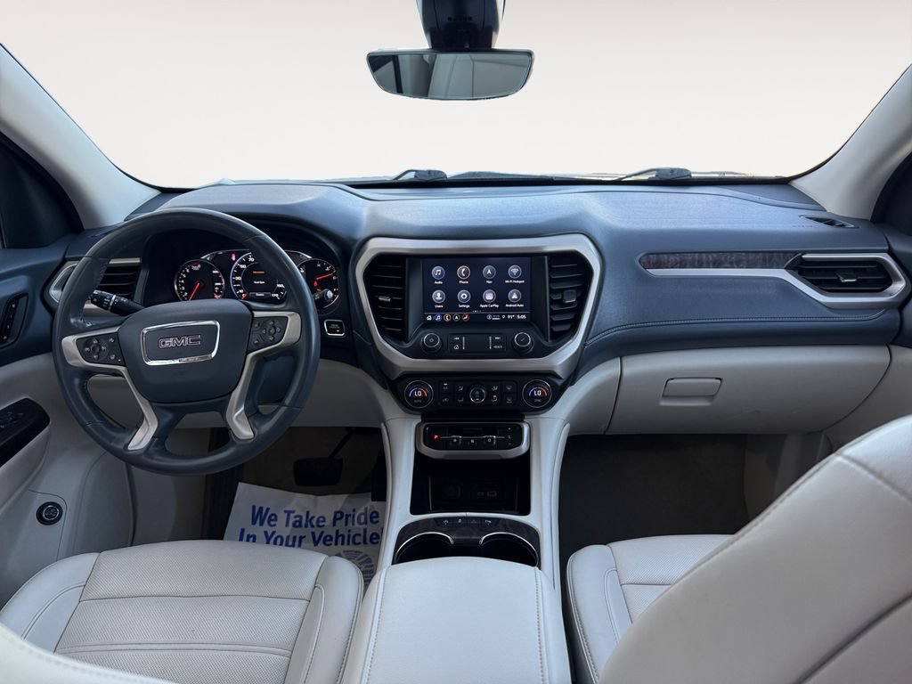 Used 2022 GMC Acadia Denali w/ Denali Technology Package AWD/4WD image 10