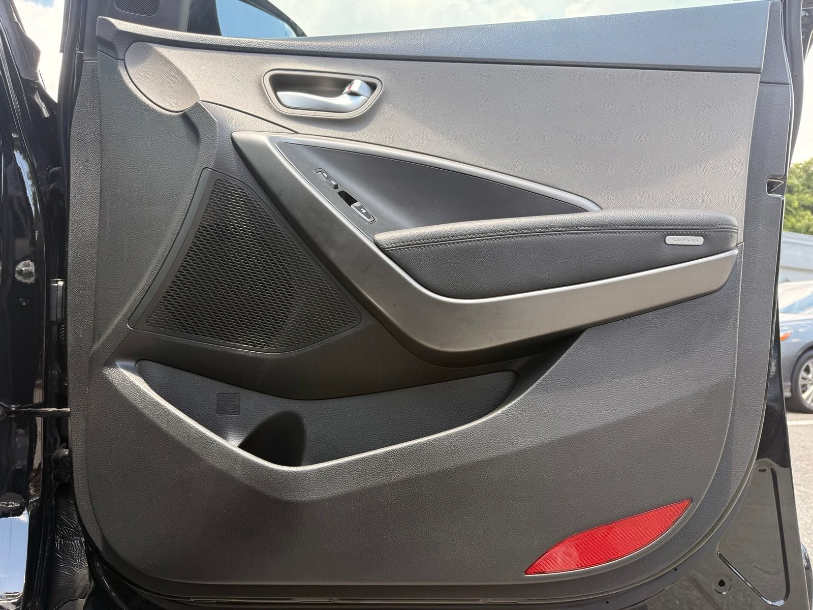 Used 2017 Hyundai Santa Fe Sport FWD image 30