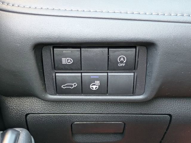 Used 2023 Toyota Highlander Limited FWD image 25