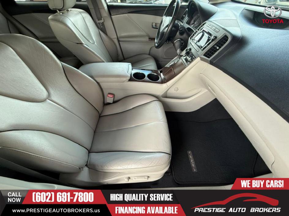 Used 2011 Toyota Venza Limited w/ Leather Pkg FWD image 28