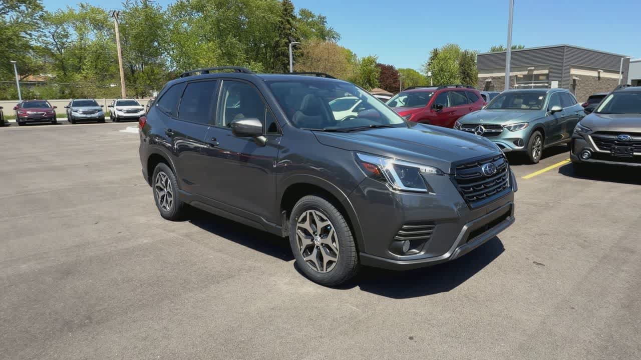 Certified 2023 Subaru Forester Premium AWD/4WD image 2