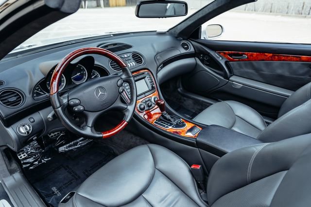 Used 2003 Mercedes-Benz SL 500 image 2