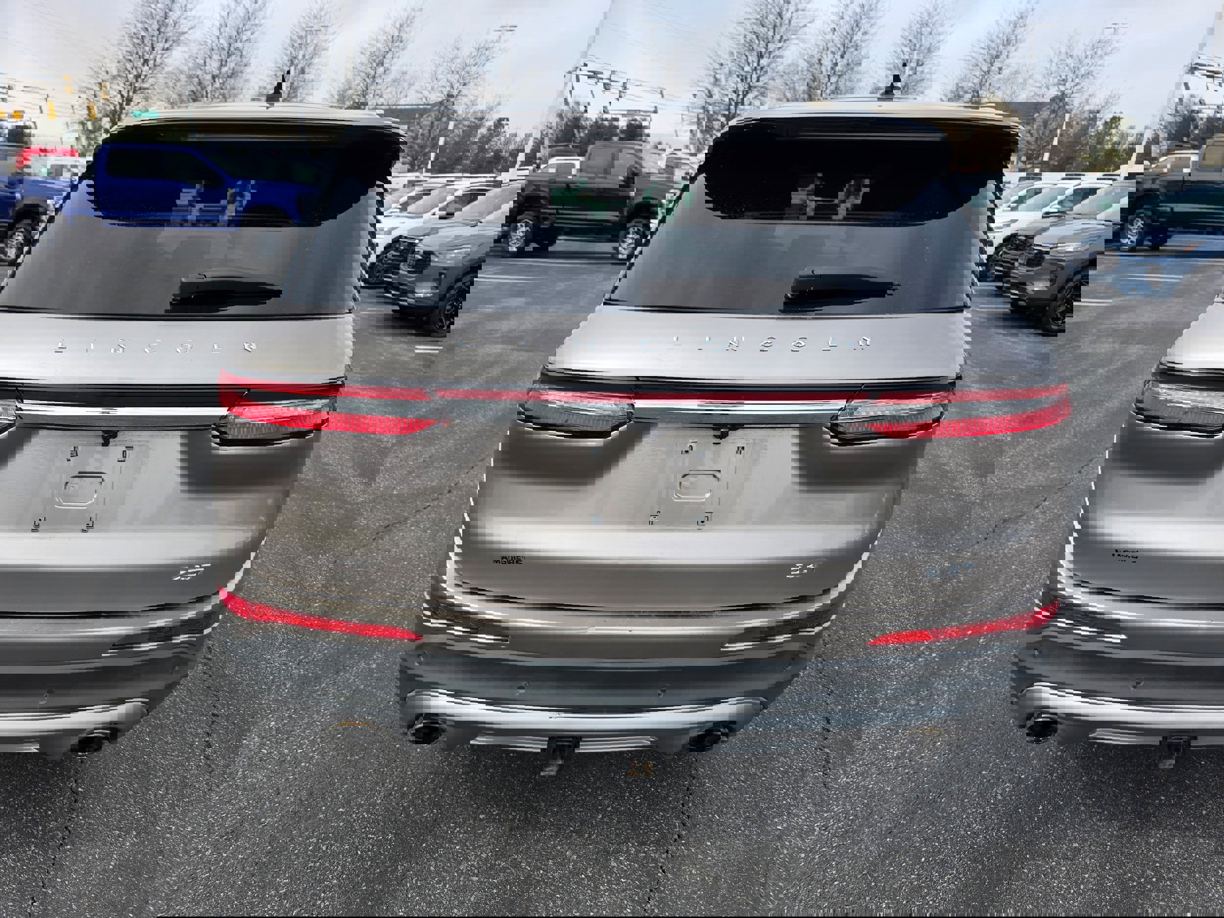 Used 2020 Lincoln Corsair Reserve w/ Equipment Group 201A image 4