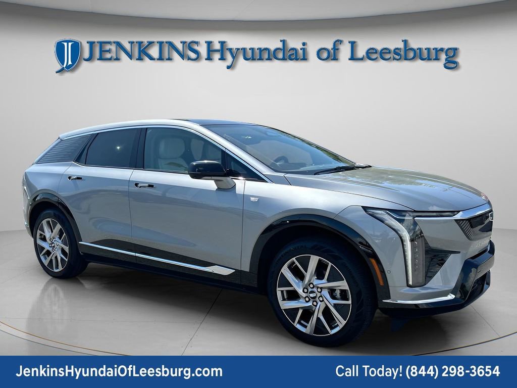 Used 2026 Cadillac Optiq Luxury 1 image 1