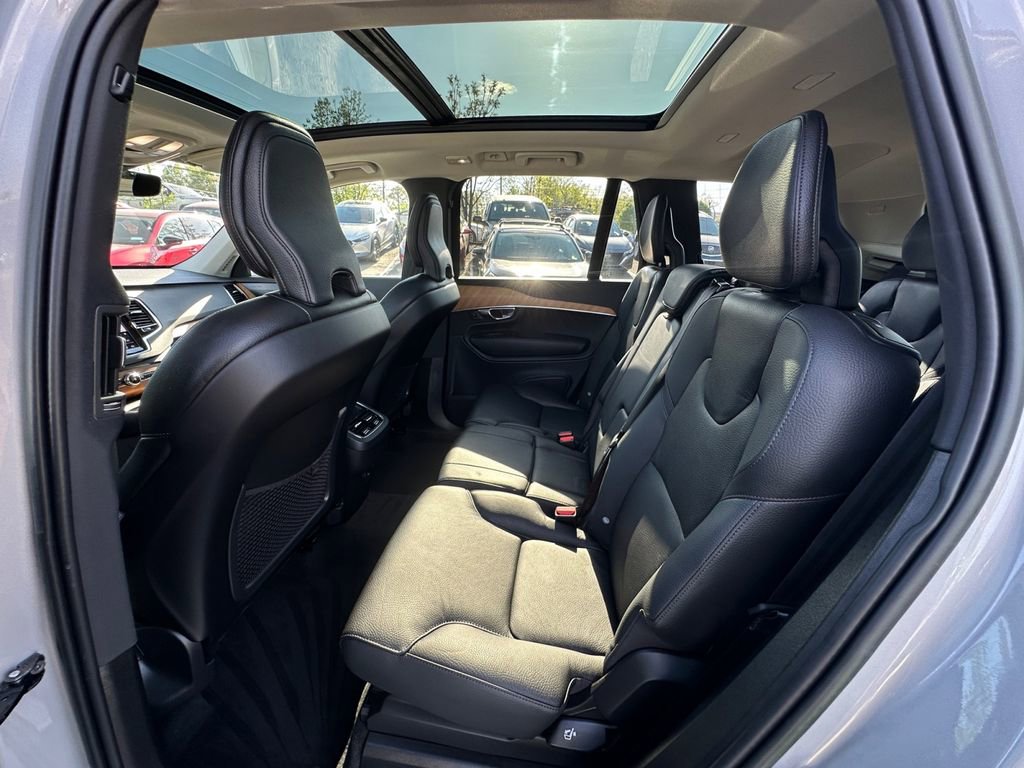 Used 2023 Volvo XC90 B6 Plus w/ Protection Package Premier AWD/4WD image 24