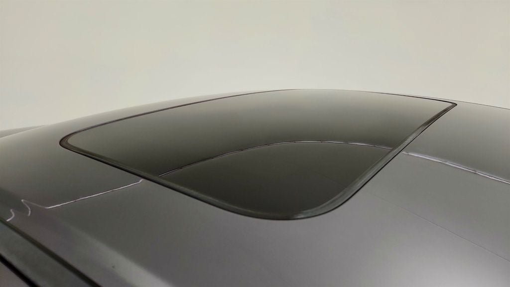 Used 2017 Honda Accord EX-L image 10