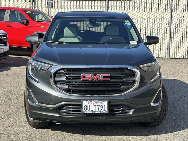 Used 2021 GMC Terrain SLE image 2