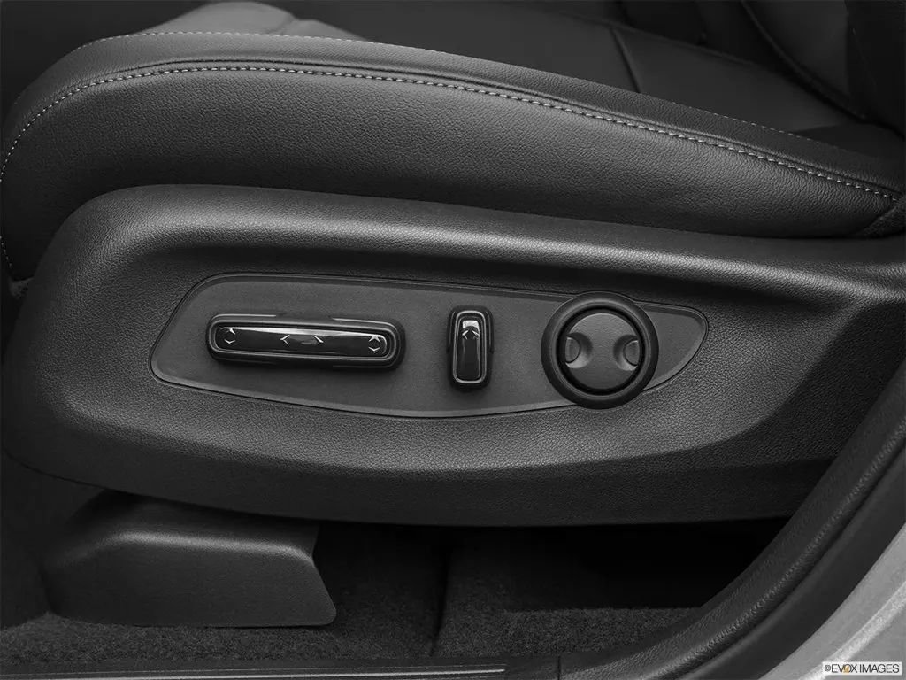 New 2027 Honda CR-V LX image 17