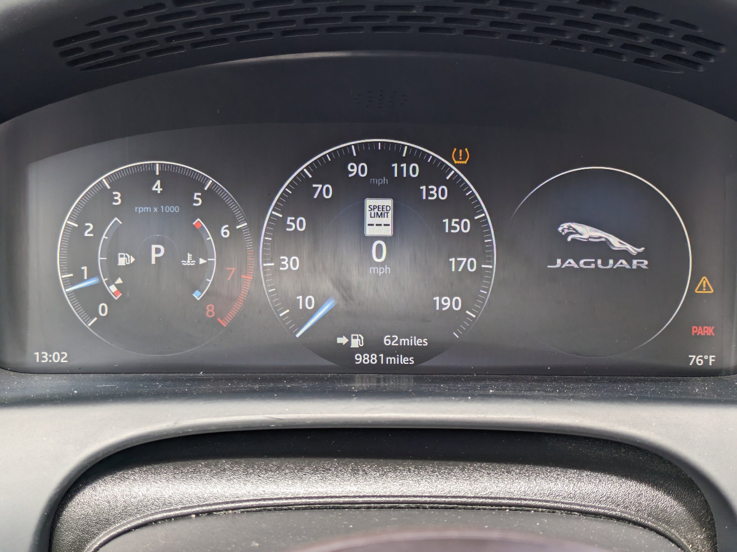 Used 2017 Jaguar XJ R-Sport image 28