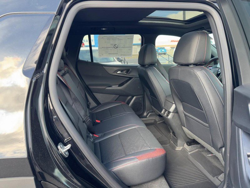 New 2026 Chevrolet Equinox RS w/ LPO, Floor Liner Package image 5