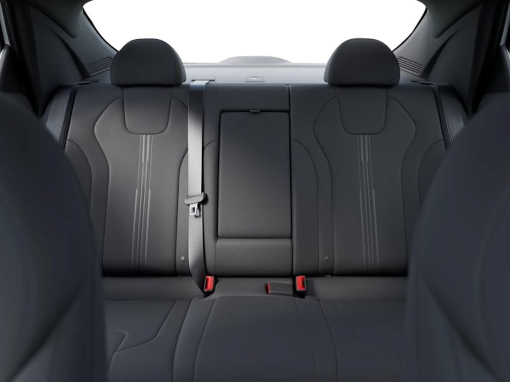 New 2026 Hyundai Elantra SEL Sport FWD image 11