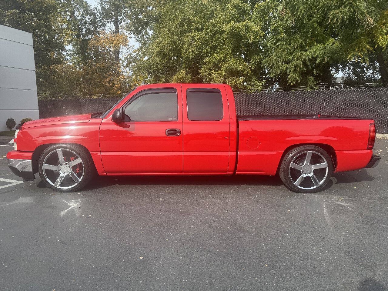Used 2007 Chevrolet Silverado 1500 LT w/ Extended Cab Value Package RWD image 2