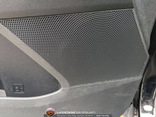 Certified 2022 Kia Sorento S w/ Panoramic Sunroof Package AWD/4WD image 17