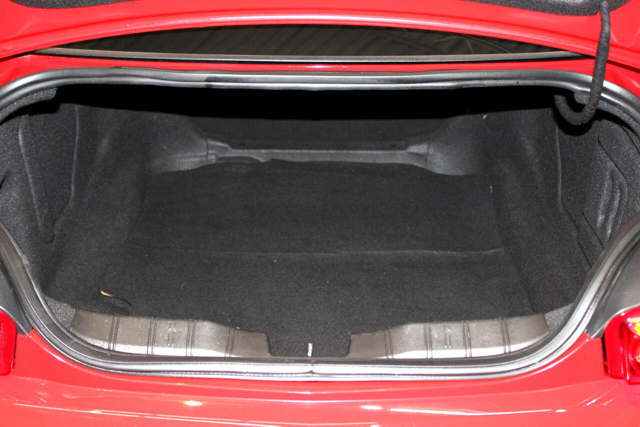 Used 2021 Chevrolet Camaro LT image 7