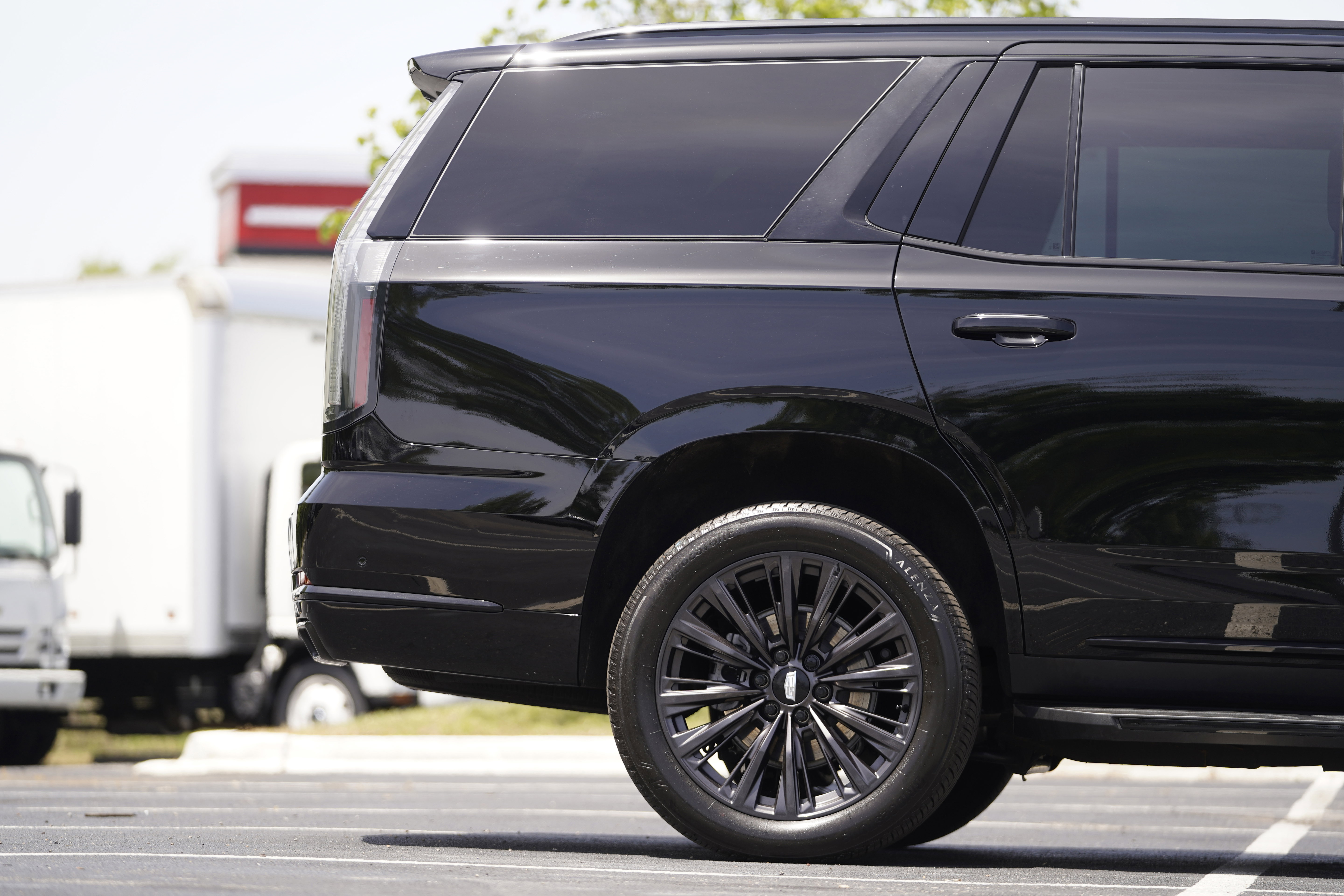 Used 2025 Cadillac Escalade Sport w/ LPO, ONYX Package AWD/4WD image 5