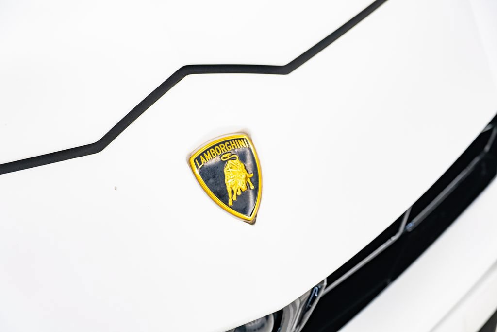 Used 2022 Lamborghini Urus AWD/4WD image 9