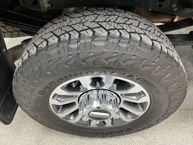 Used 2022 Ford F350 Lariat w/ Lariat Ultimate Package image 13