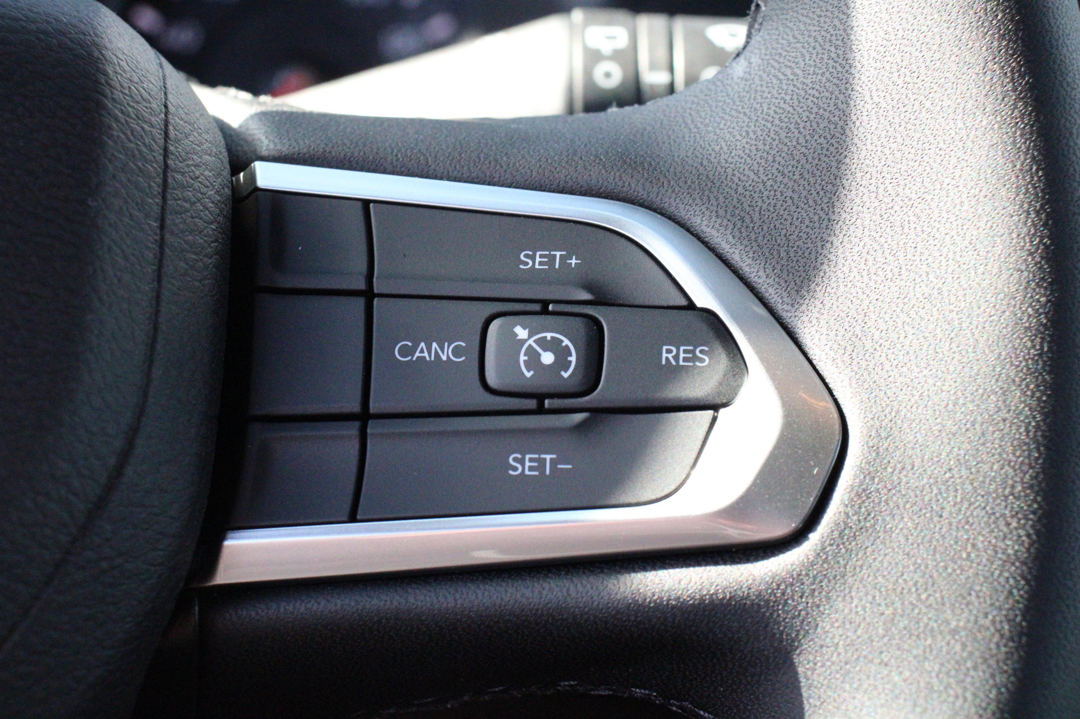 New 2026 Jeep Compass Latitude image 10