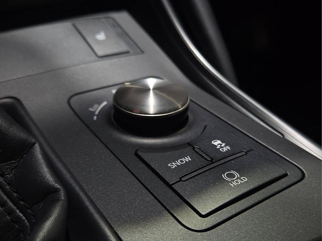 Used 2025 Lexus IS 300 F Sport AWD/4WD image 21