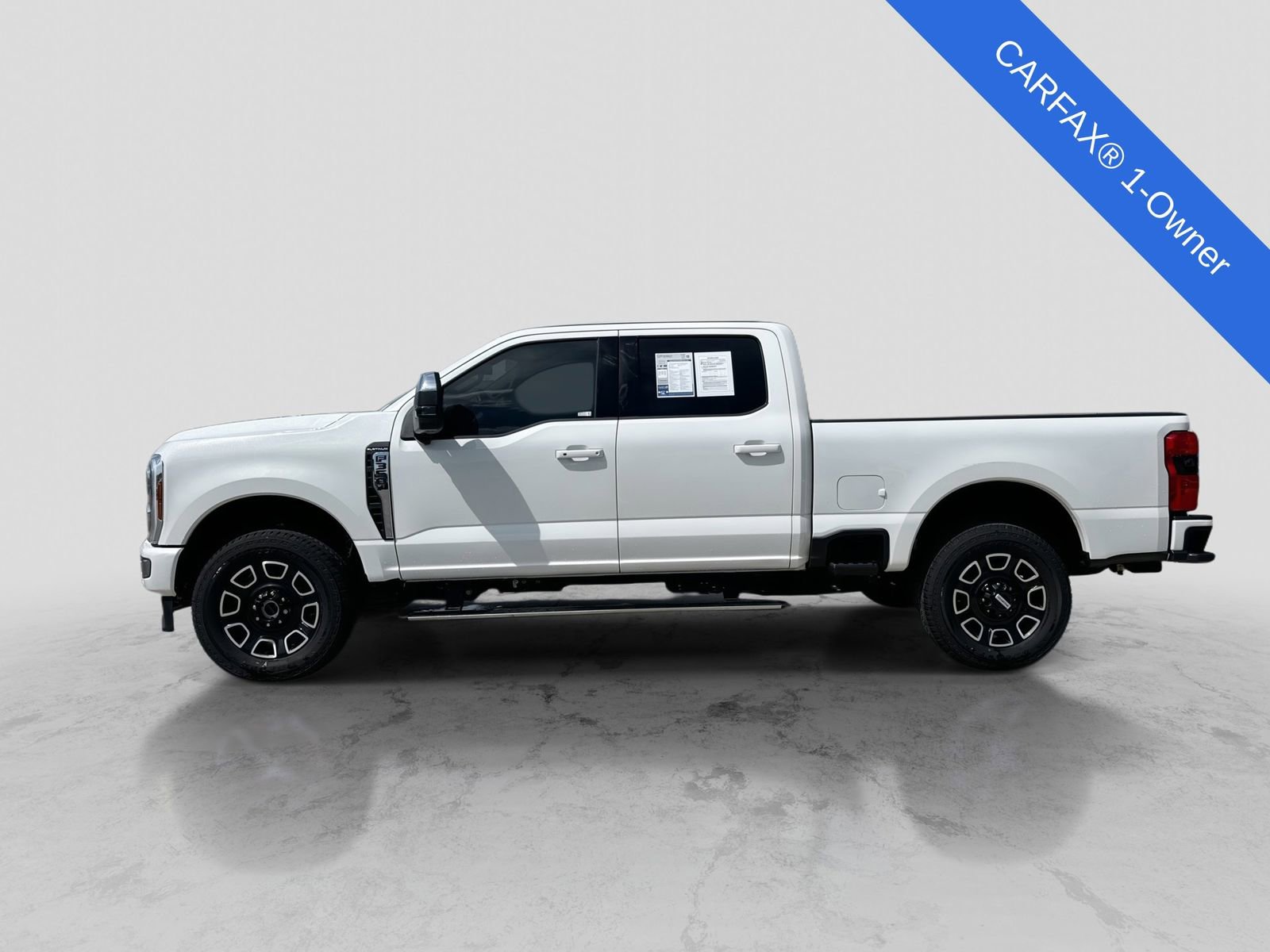 Used 2025 Ford F350 Platinum w/ FX4 Off-Road Package AWD/4WD image 3