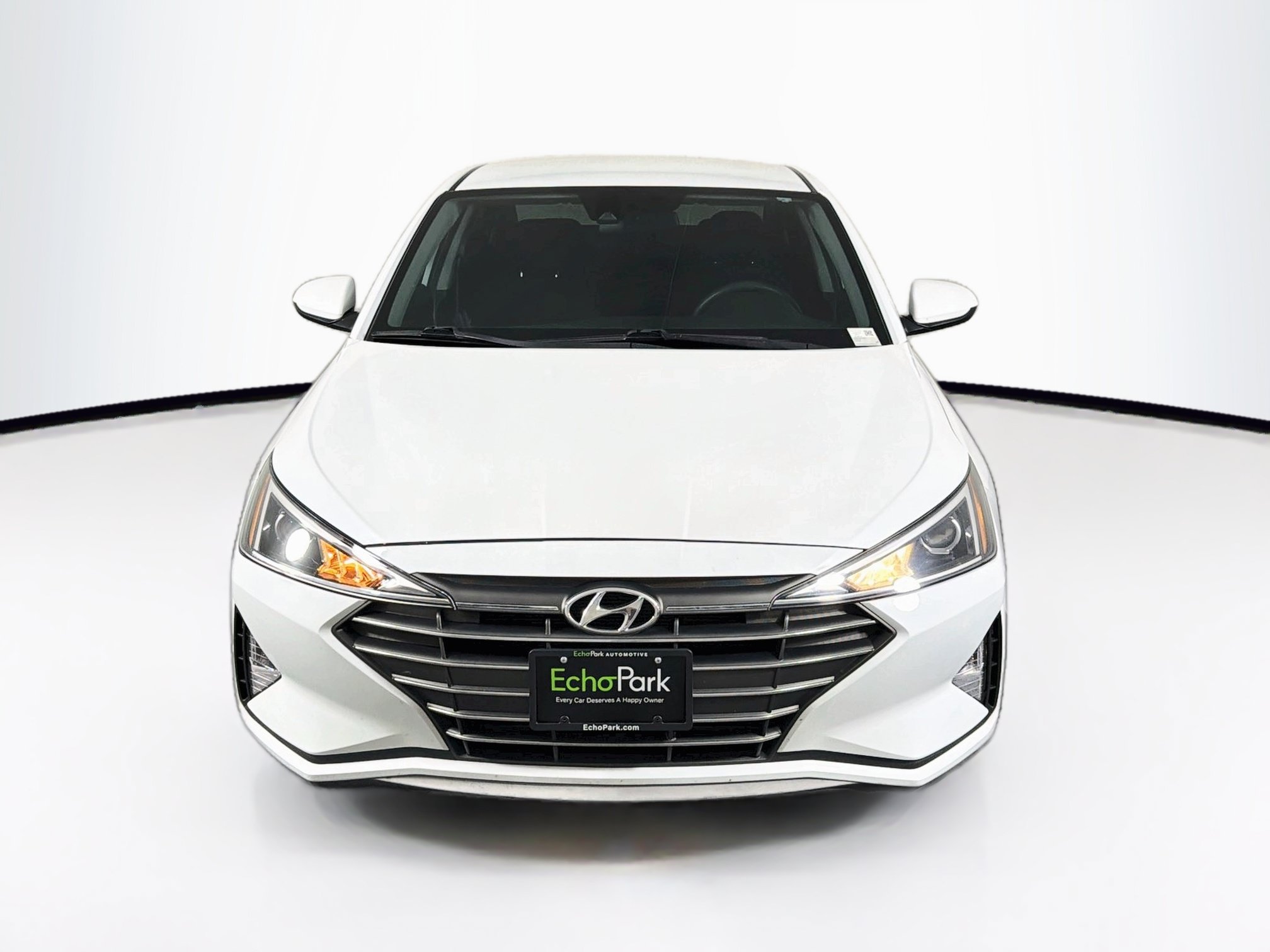 Used 2020 Hyundai Elantra SEL w/ Cargo Package (C1) FWD image 2