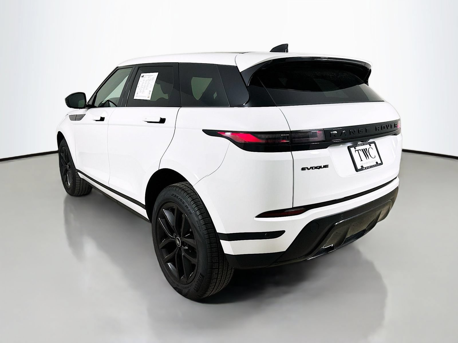 Used 2026 Land Rover Range Rover Evoque S AWD/4WD image 7