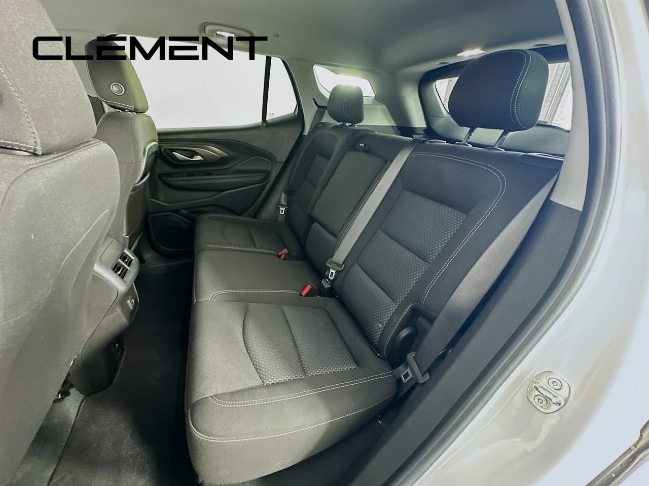 Used 2022 GMC Terrain SLE w/ Driver Convenience Package AWD/4WD image 31