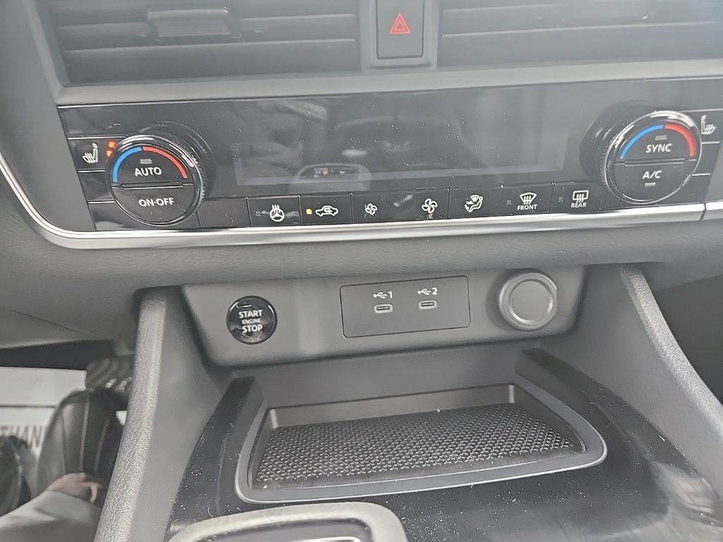 New 2026 Nissan Rogue SV image 20