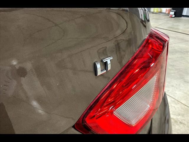 Used 2019 Chevrolet Cruze LT w/ Convenience Package image 21