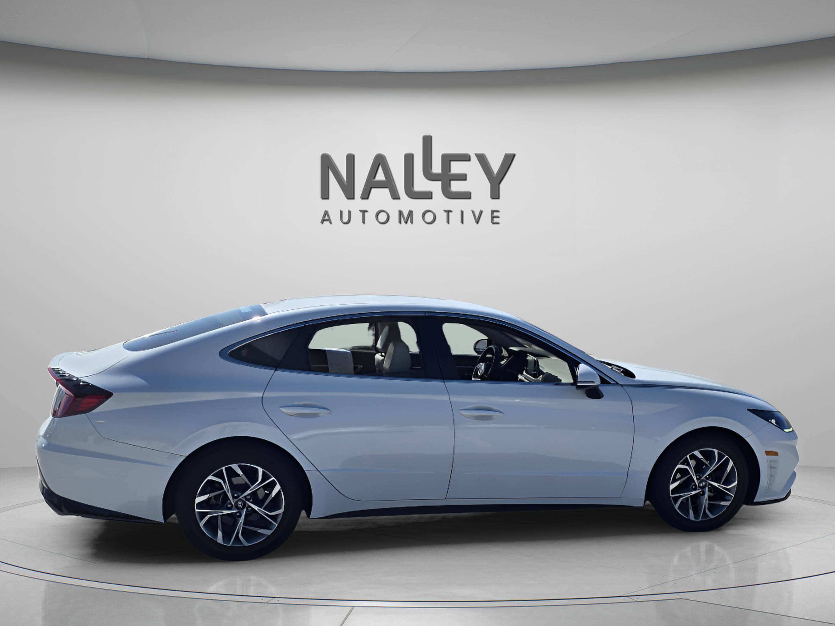 Used 2020 Hyundai Sonata SEL w/ Premium Package image 6