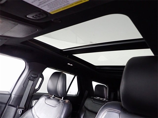 Used 2020 Ford Explorer ST w/ ST High-Performance Pack image 7