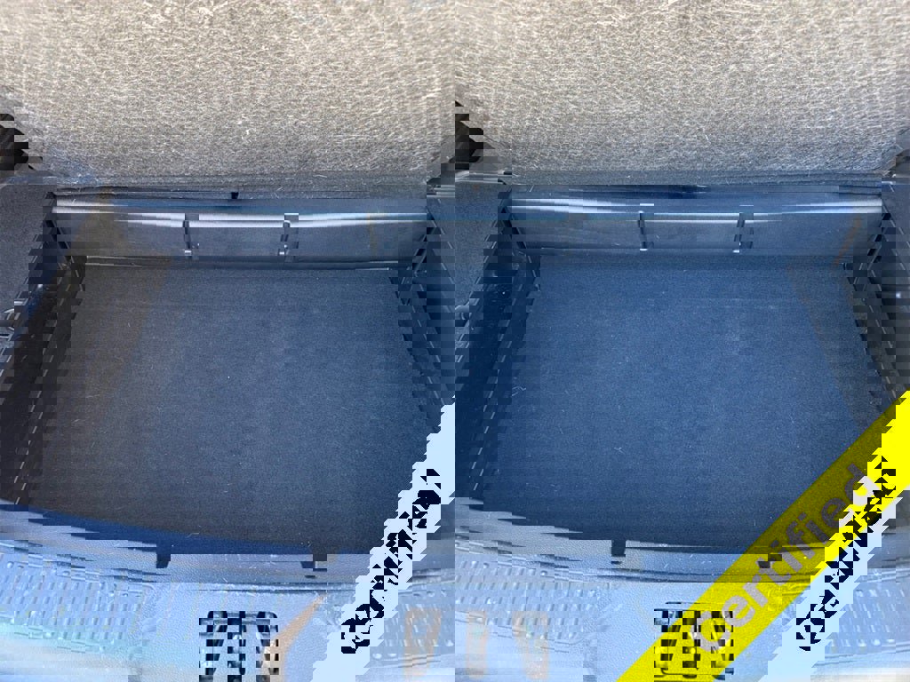 Used 2020 Ford Explorer XLT w/ Equipment Group 202A image 30