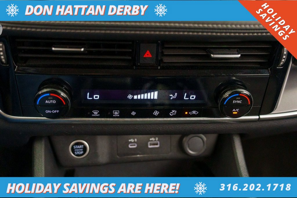 Used 2022 Nissan Rogue SV image 12