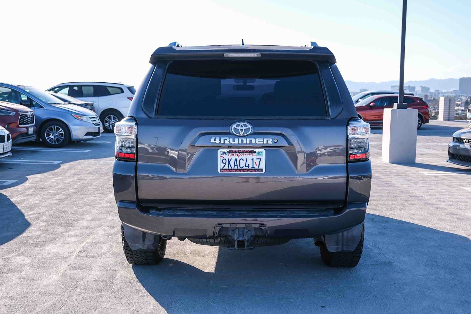Used 2017 Toyota 4Runner SR5 AWD/4WD image 5