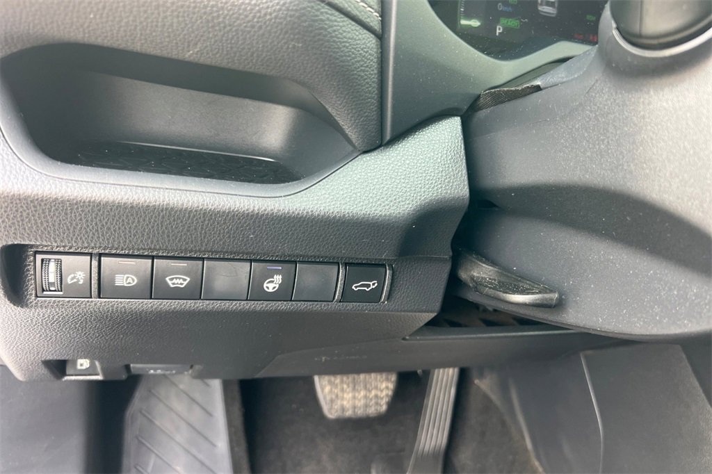 Certified 2023 Toyota RAV4 XLE Premium image 32