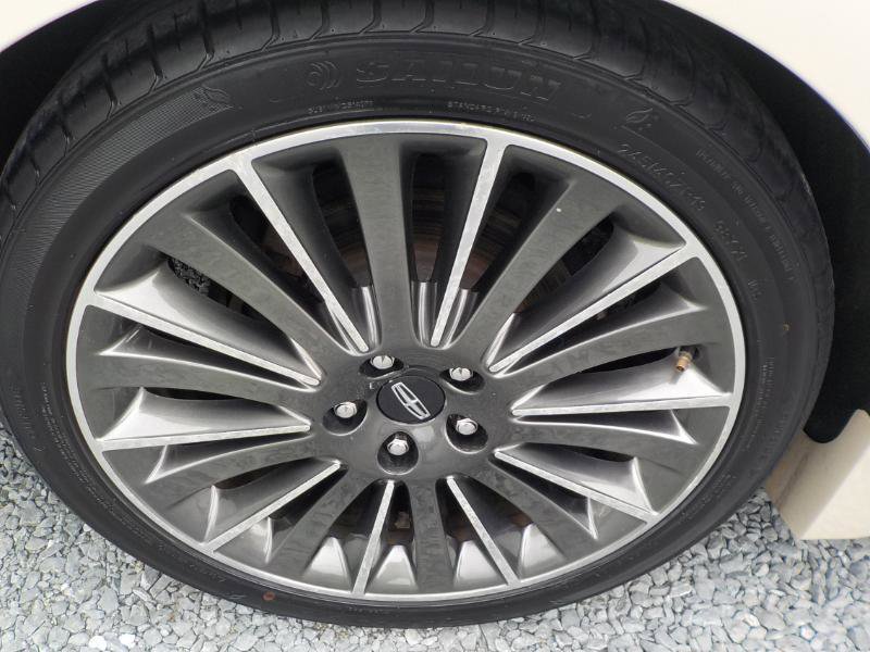 Used 2015 Lincoln MKZ Hybrid w/ Equipment Group 202A Reserve image 28