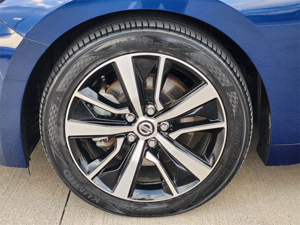 Used 2022 Nissan Maxima SV w/ Floor Mat Group image 10