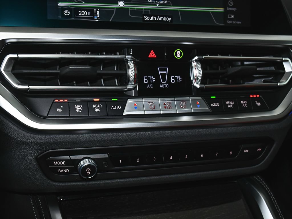 Used 2023 BMW M440i Coupe w/ Premium Package RWD image 34