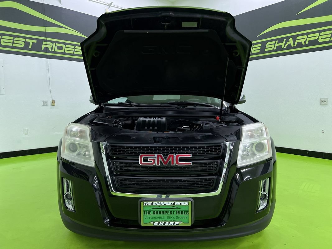 Used 2013 GMC Terrain SLT w/ Chrome and Technology Package FWD image 4