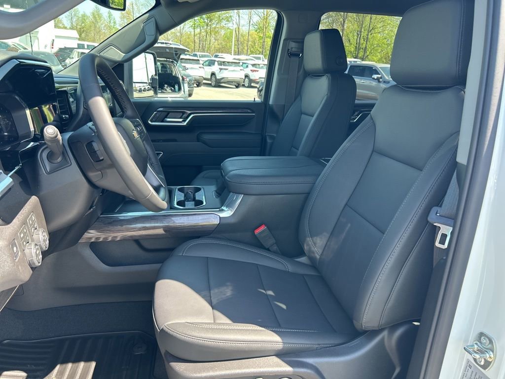 New 2026 Chevrolet Silverado 2500 LTZ image 10