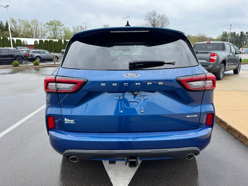 Used 2023 Ford Escape ST-Line Select w/ Class II Trailer Tow Package AWD/4WD image 7