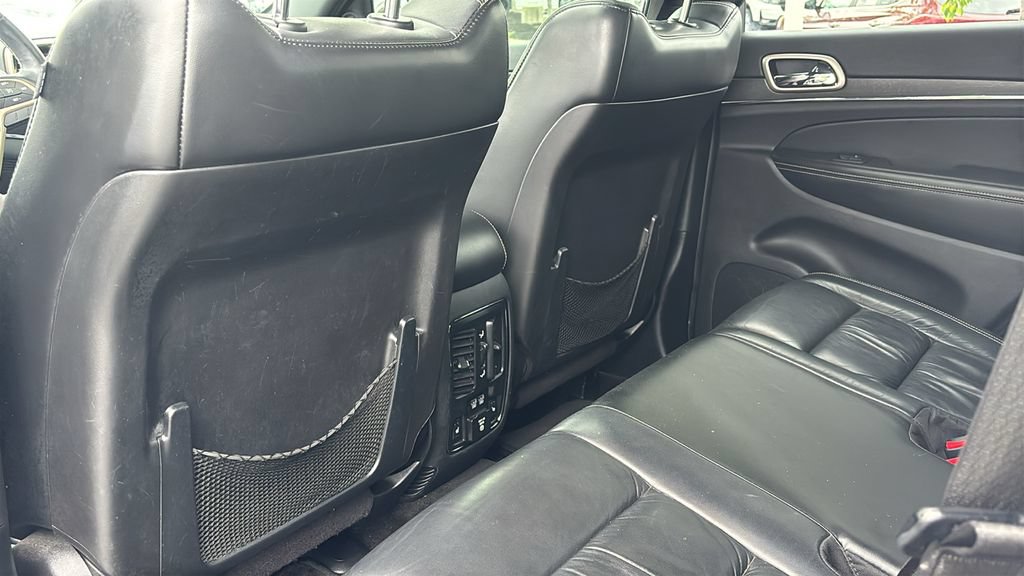 Used 2016 Jeep Grand Cherokee Limited AWD/4WD image 29