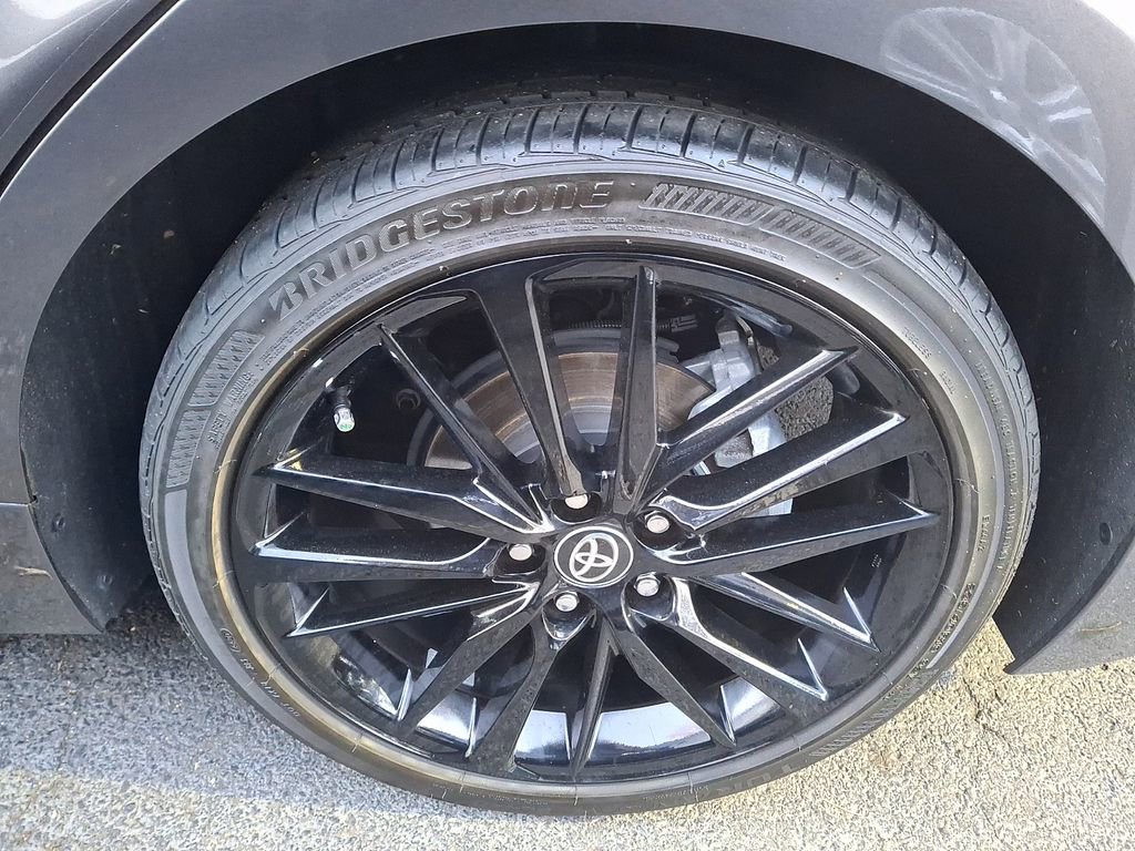 Used 2021 Toyota Camry XSE image 6