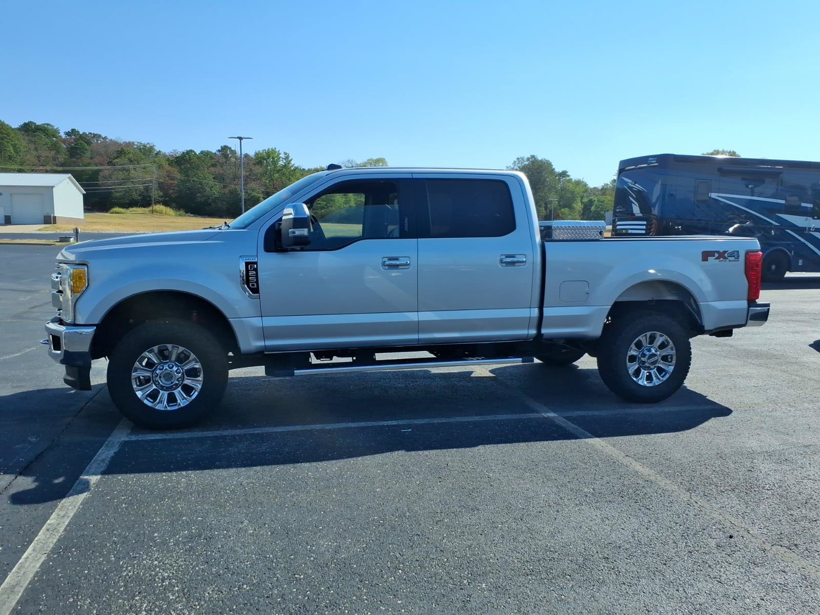 Used 2017 Ford F250 Lariat w/ Chrome Package AWD/4WD image 3