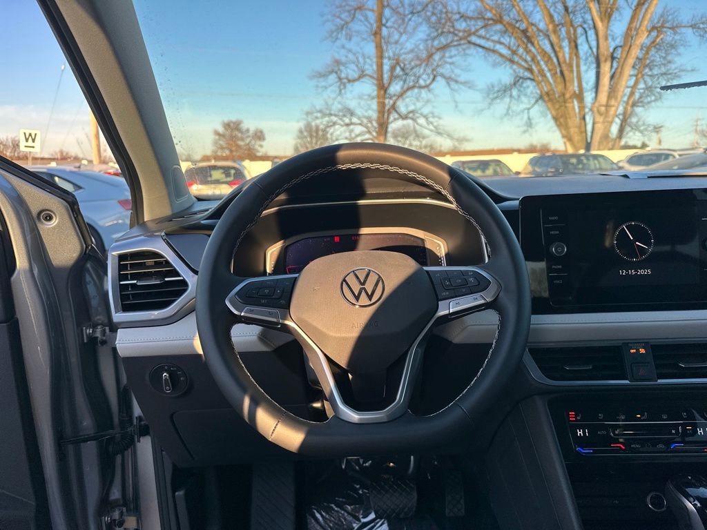 New 2026 Volkswagen Taos SEL image 17