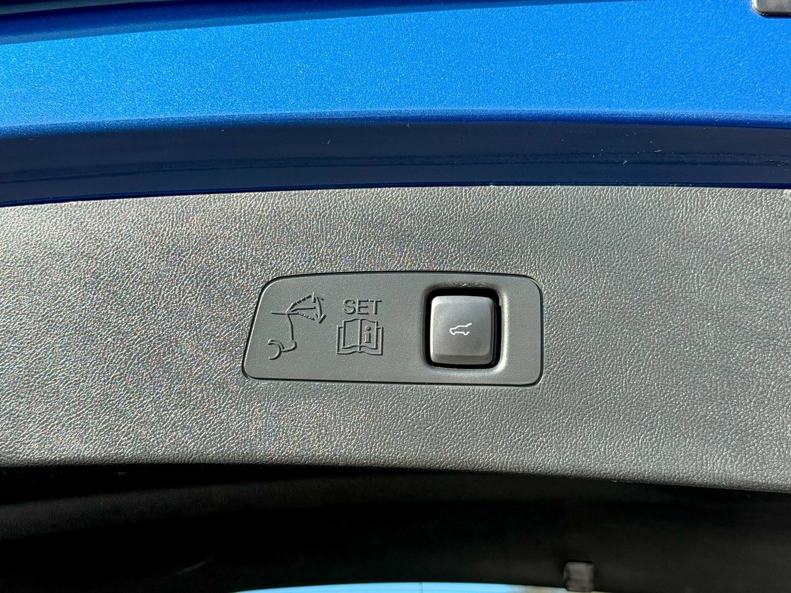 Used 2021 Lincoln Corsair AWD w/ Equipment Group 101A image 14