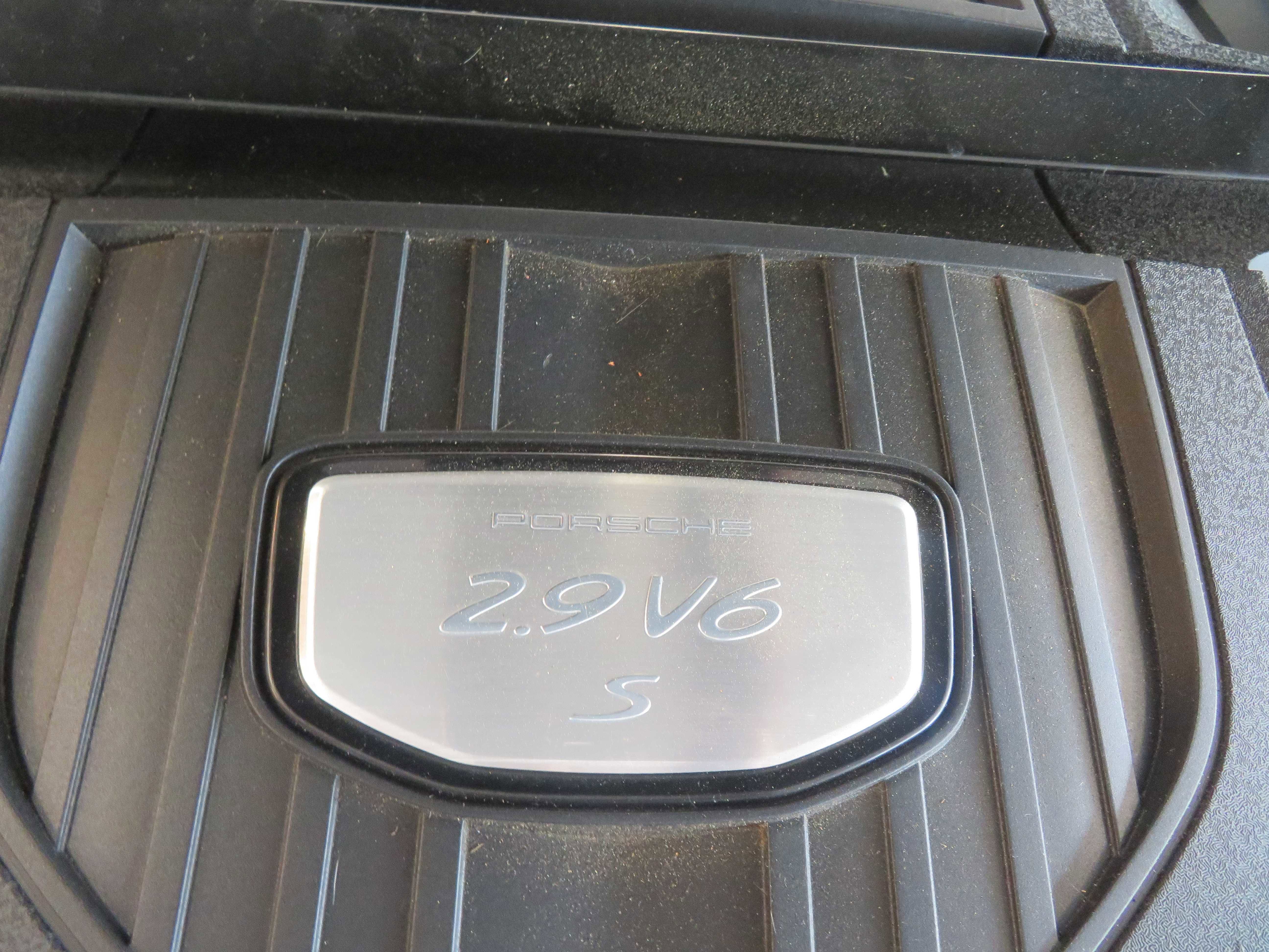 Used 2018 Porsche Panamera 4S AWD/4WD image 64
