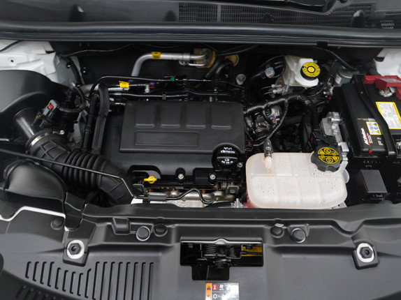 Used 2021 Buick Encore Preferred image 31