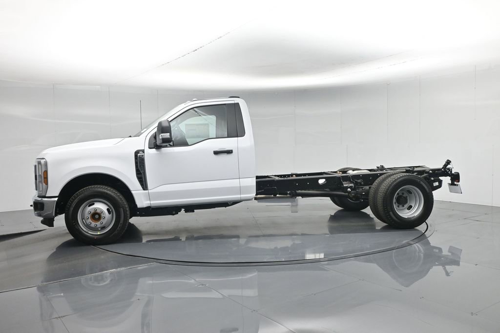 New 2026 Ford F350 XL image 21