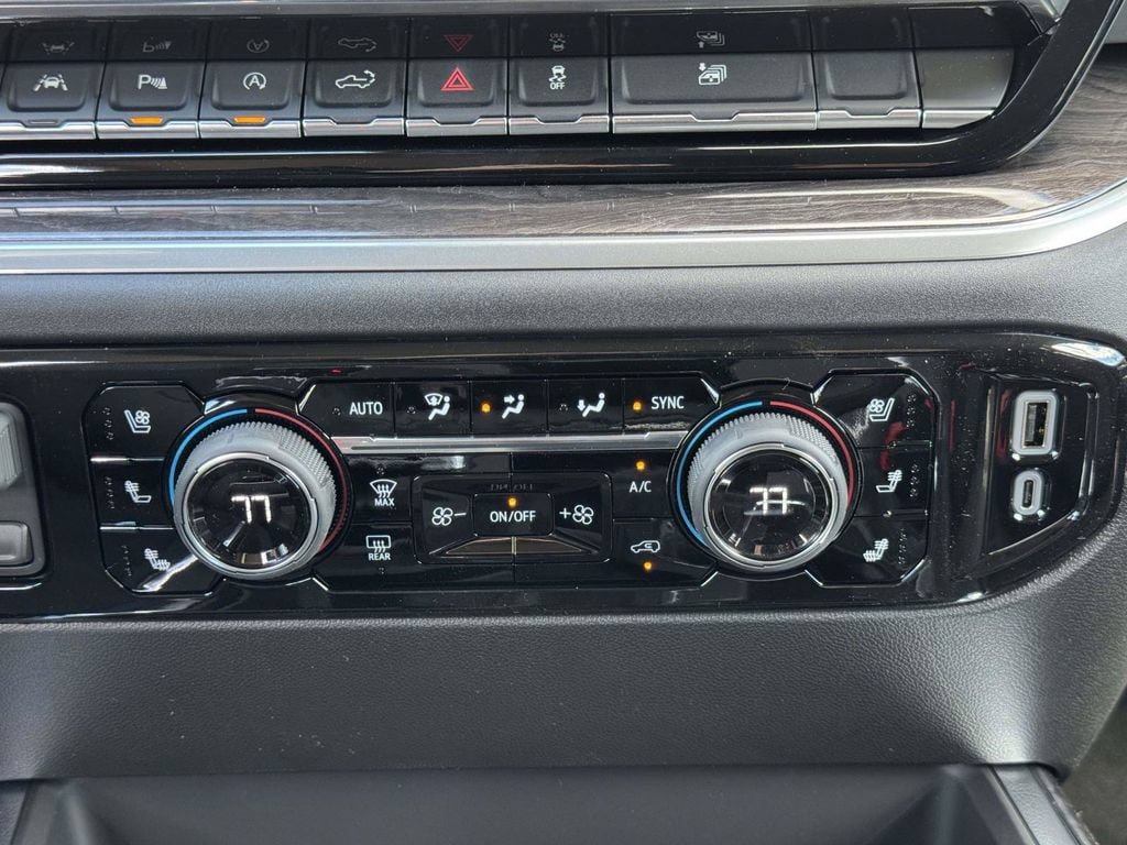 New 2026 Chevrolet Silverado 1500 LTZ w/ LTZ Premium Package AWD/4WD image 6